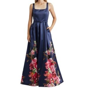 NWT JULIA JORDAN Sleeveless Square Neckline Sweeping Floral Dress Gown Size 8